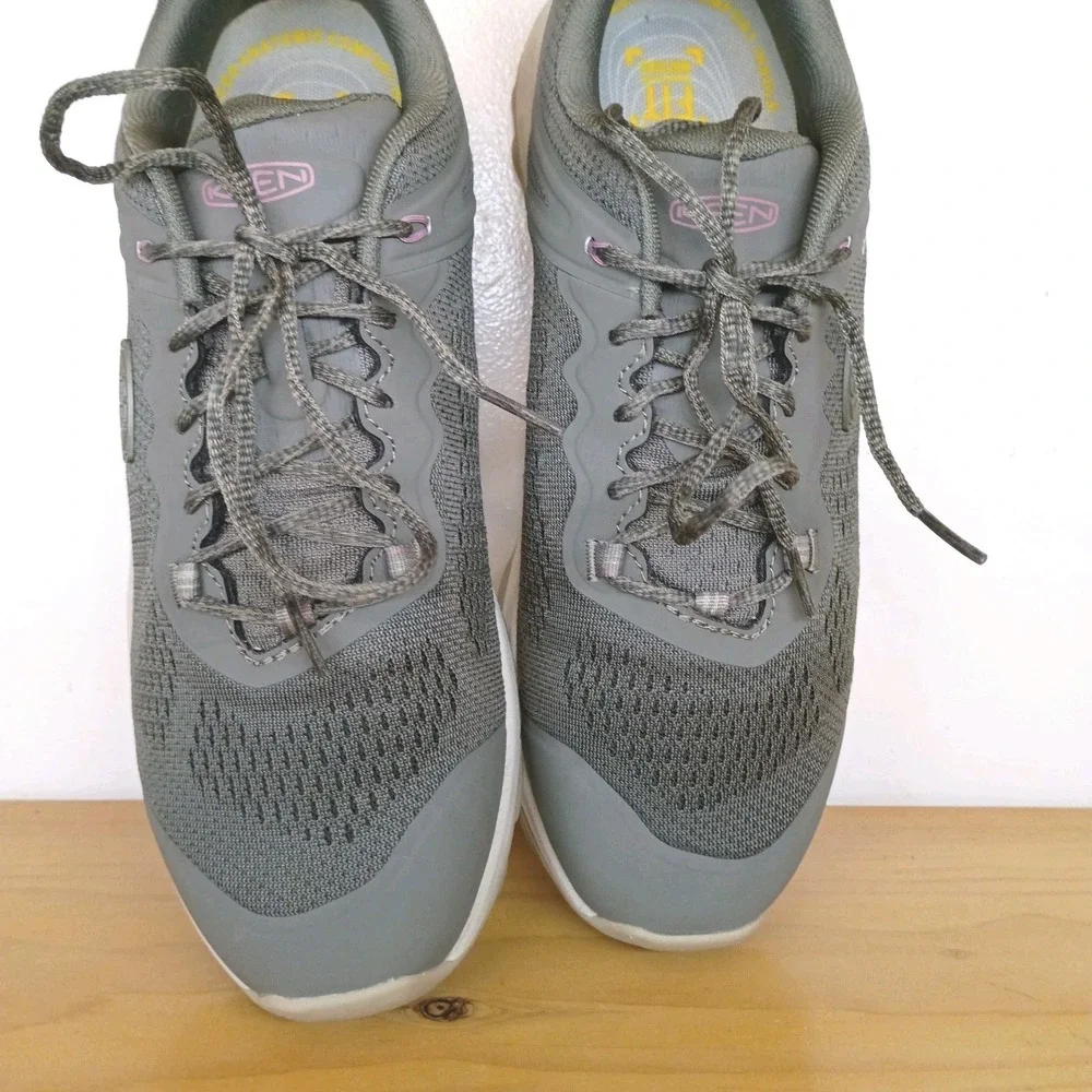KEEN Terradora II Waterproof Hiking Trail Shoes Women's Size 9 Steel Grey